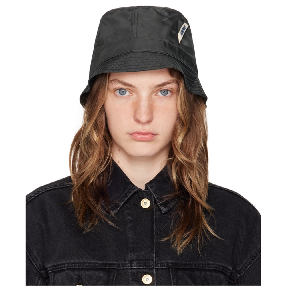 JACQUEMUS
La Bob Ovalie bucket hat navy blue 56 cm (US 7) unisex